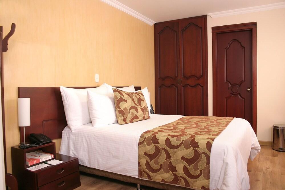 Luxor Plaza Hotel Pereira Εξωτερικό φωτογραφία