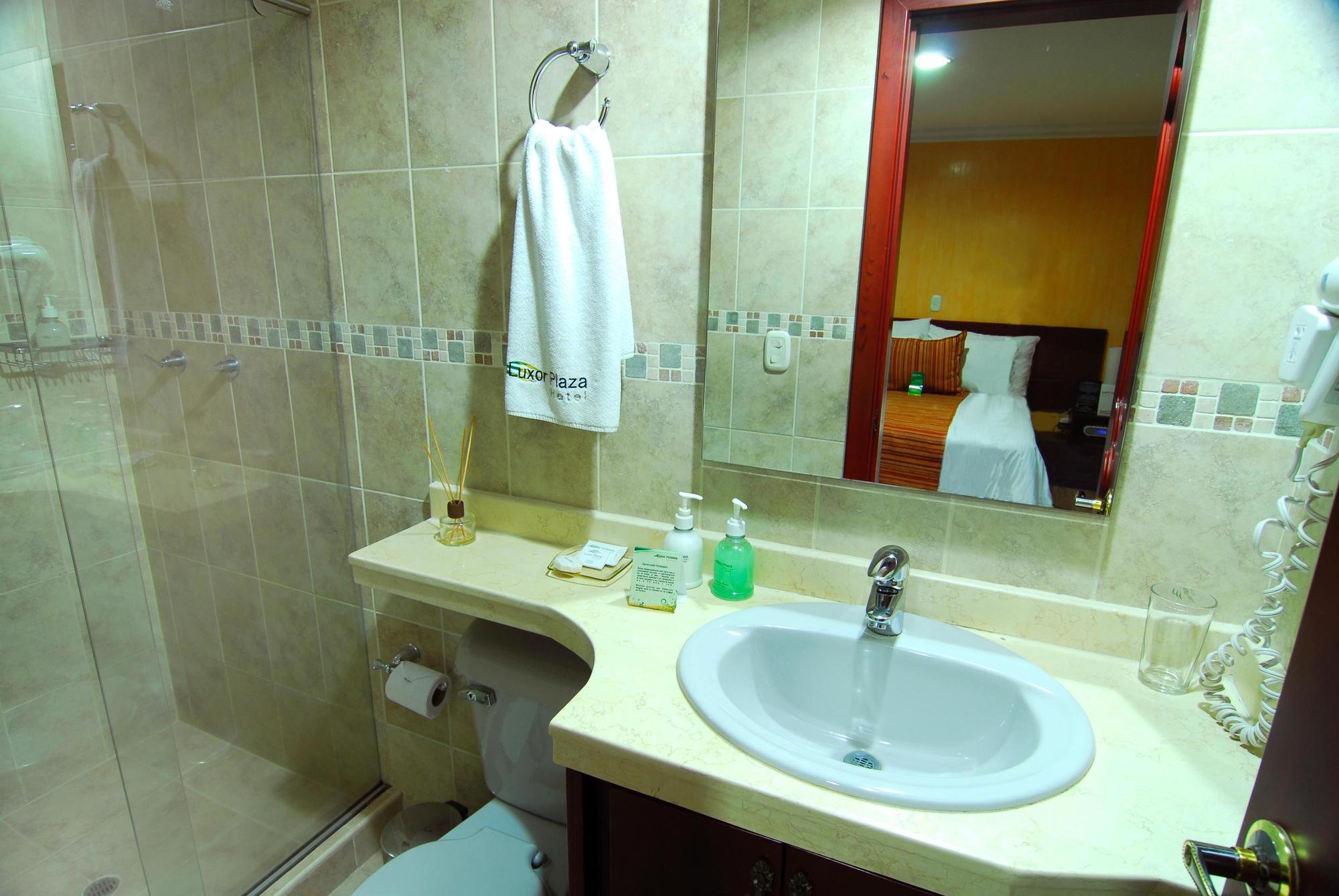 Luxor Plaza Hotel Pereira Εξωτερικό φωτογραφία