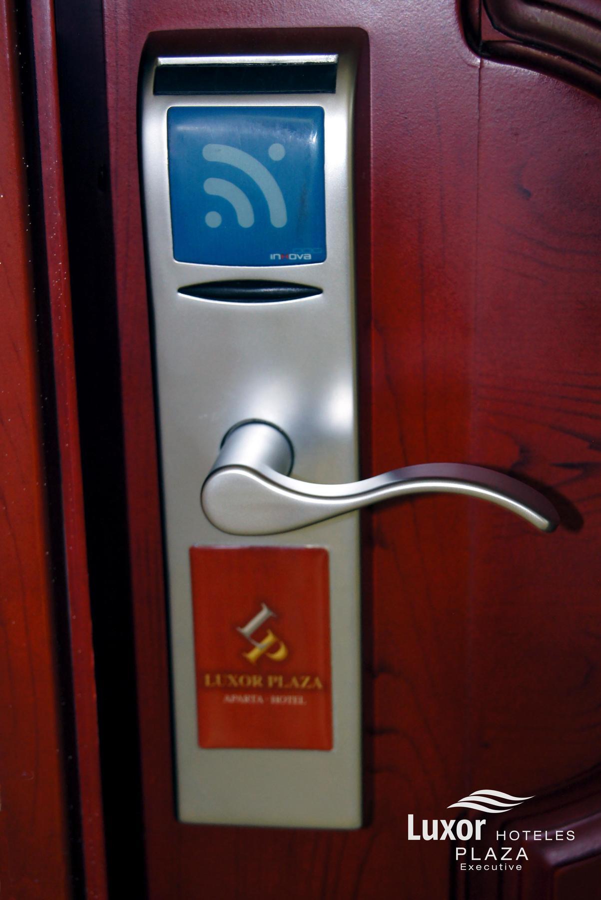 Luxor Plaza Hotel Pereira Εξωτερικό φωτογραφία